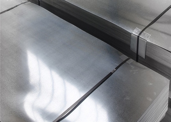 comprar 4 x 4 4x8 48 x la hoja de aluminio del aislamiento 48 platean 1050 1060 0.1-200m m en frío calientes online manufacture