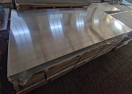 La techumbre acanalada de aluminio 5005 3105 4032 cubre las piezas automotrices lisas