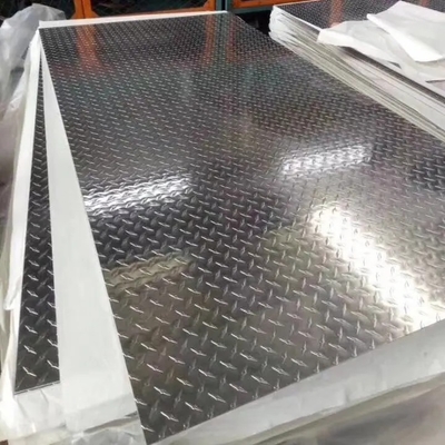 5052 3003 pisada de aluminio Diamond Plate Mill Finish 500m m